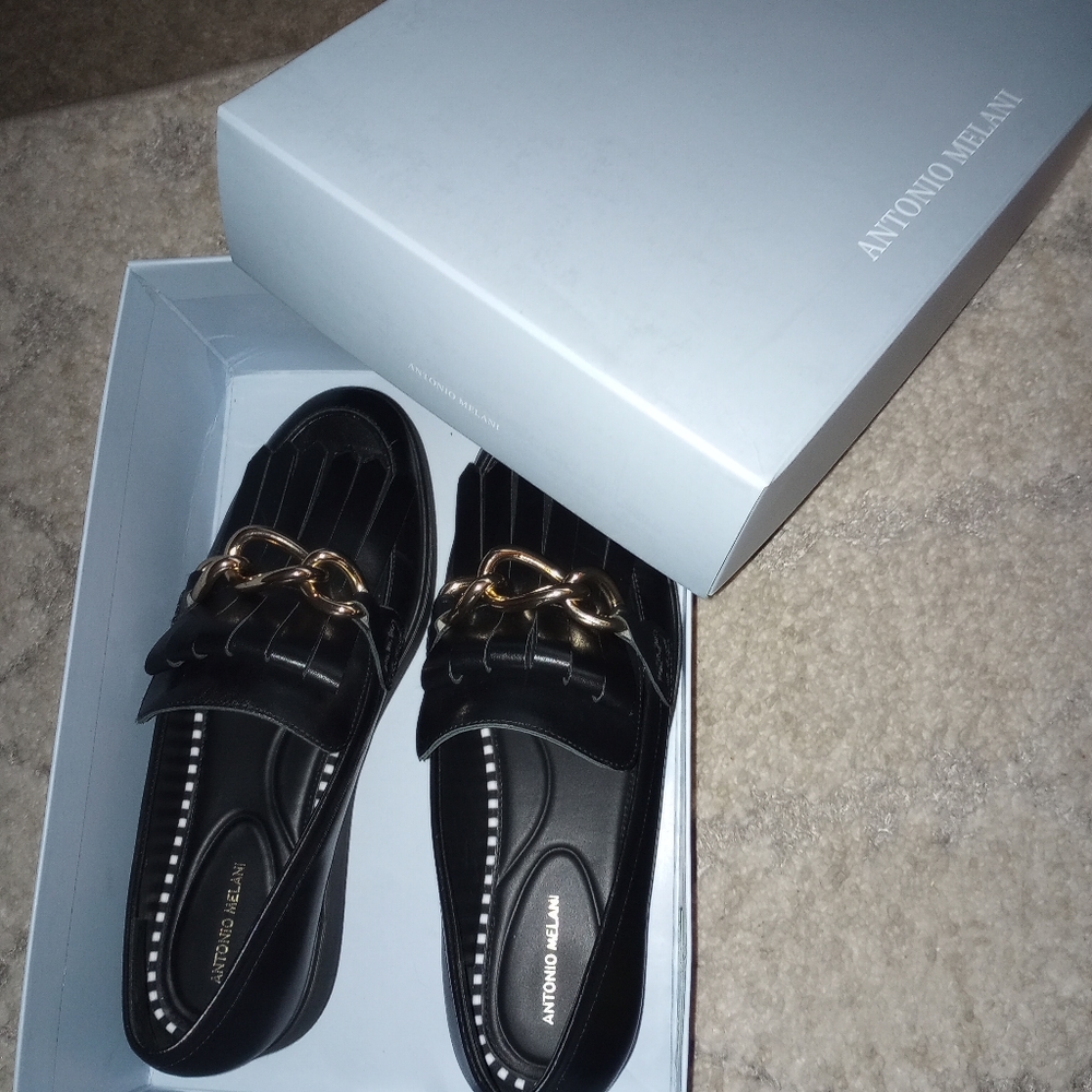 Loafer dress shoes by Antonio melani